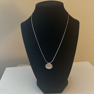 Camino de la Compostela  Concha Scallop shell necklace 925 stamp silver